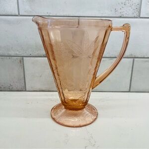 JEANNETTE Vintage 1930s Poinsettia Floral Pink Depression Glass 32 Oz Pitcher